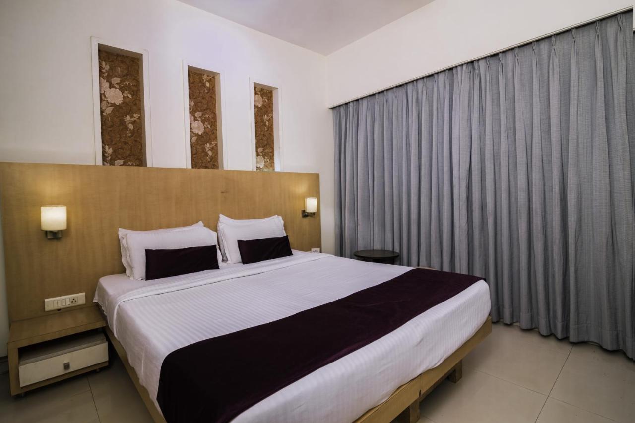 Hotel Monarch Guestline In Midc Rabale, Navi Mumbai Kültér fotó
