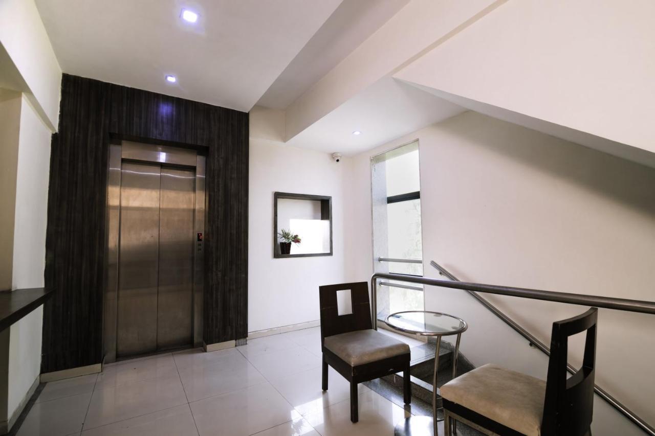 Hotel Monarch Guestline In Midc Rabale, Navi Mumbai Kültér fotó