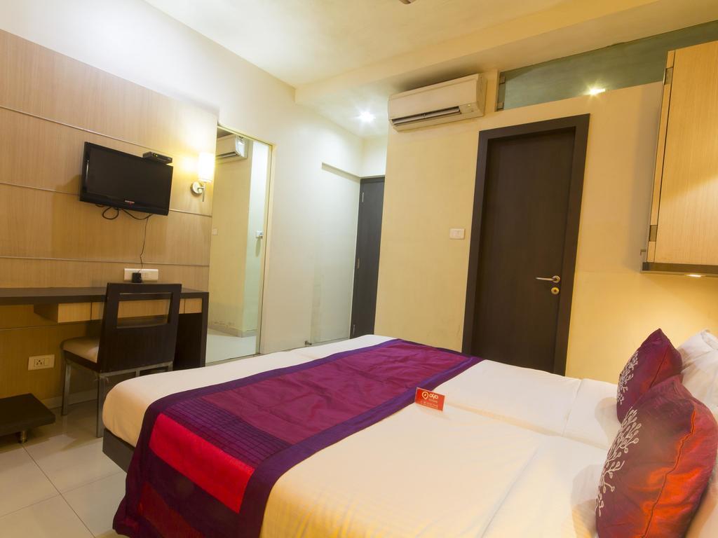 Hotel Monarch Guestline In Midc Rabale, Navi Mumbai Kültér fotó