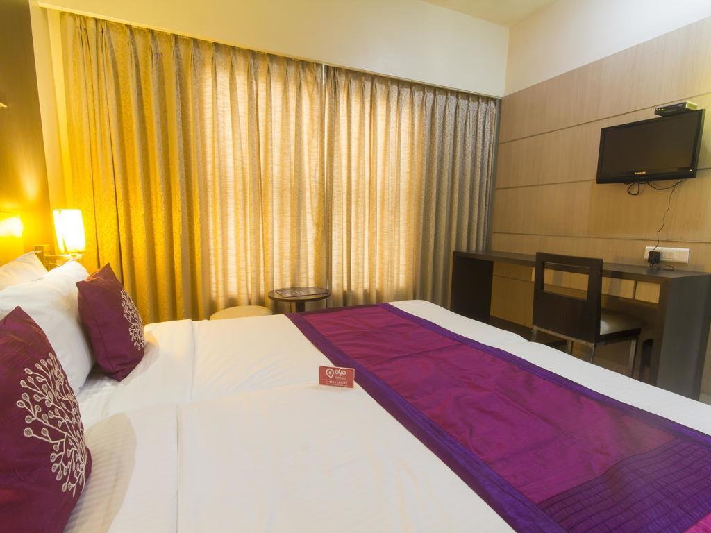 Hotel Monarch Guestline In Midc Rabale, Navi Mumbai Kültér fotó