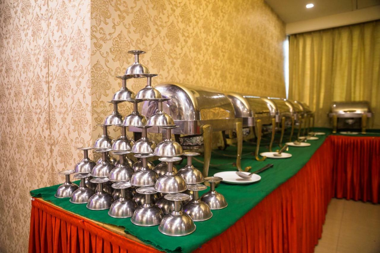 Hotel Monarch Guestline In Midc Rabale, Navi Mumbai Kültér fotó